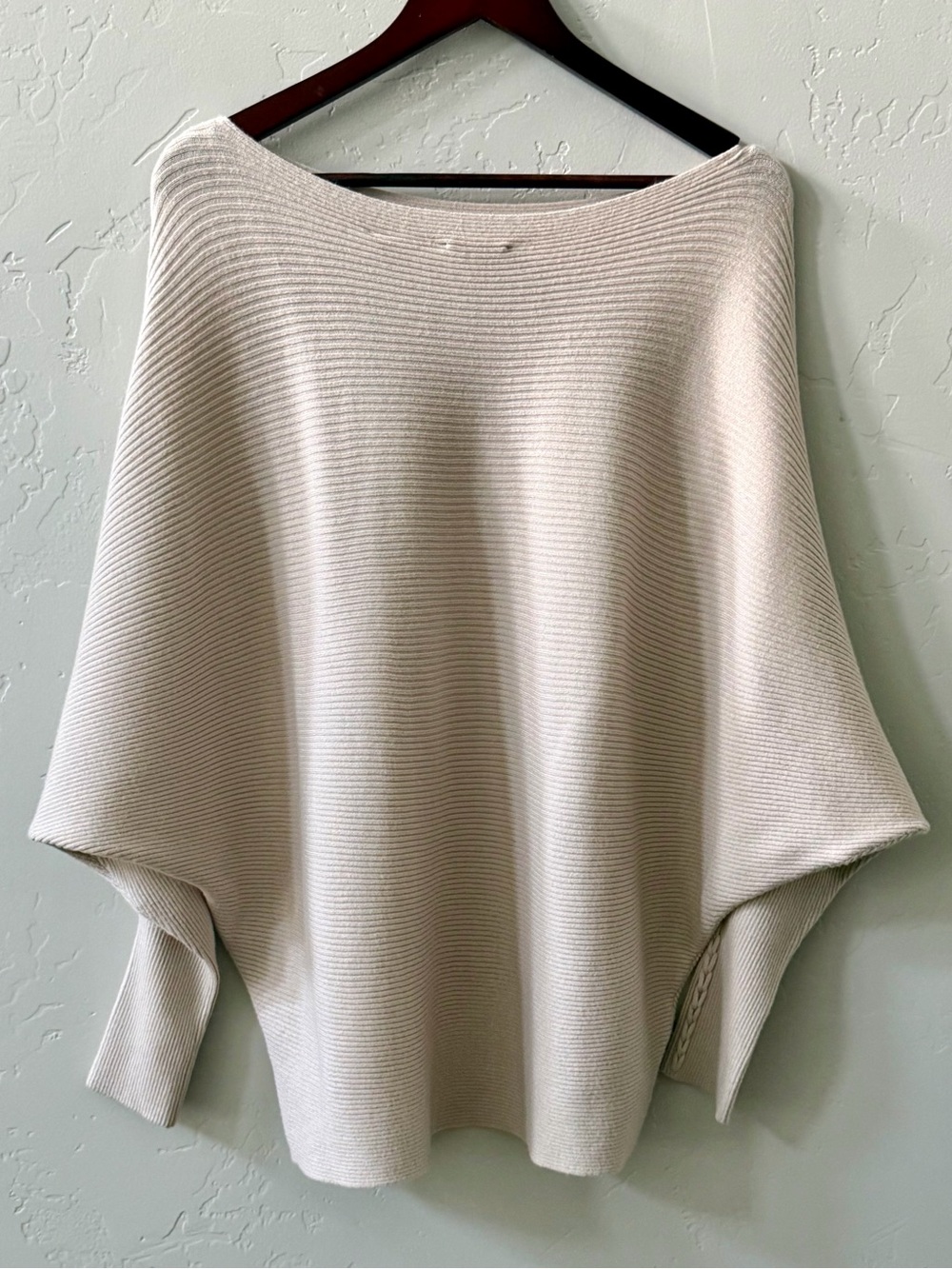 Tahari Dolman Sleeve Ribbed Sweater Womens Size L Beige Braided Quiet Luxury - Picture 3 of 10